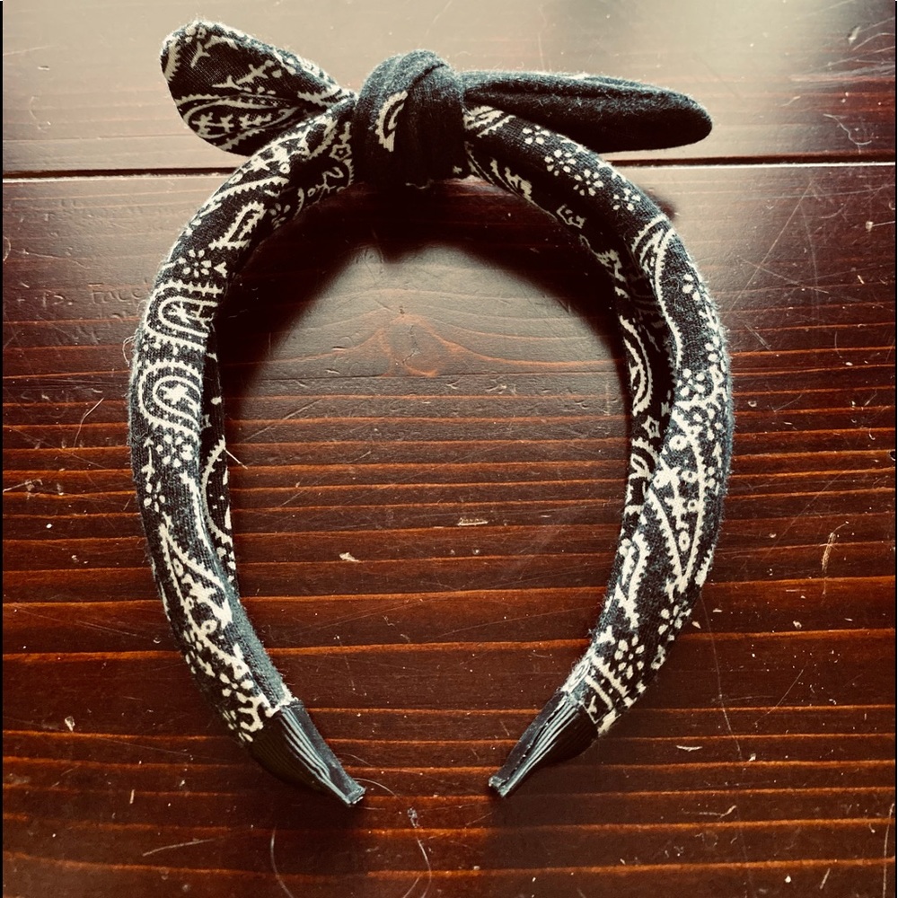 Black Print Headband